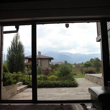 & Villa Bansko